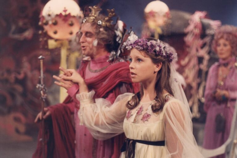 Hrávala princezničky a byla múzou umělcům. Tereza Pokorná-Herzová brzy oslaví 65 a dnes byste v ní princeznu nepoznali