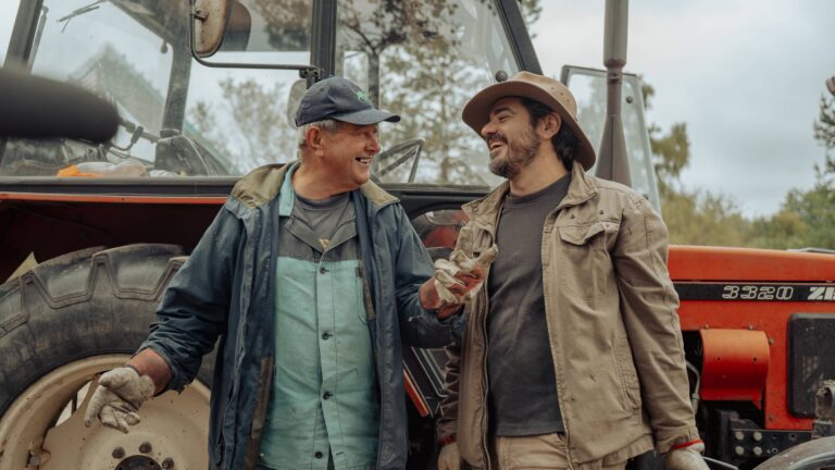 Farma Vojty Kotka rozděluje diváky. Pro jedny upřímný projekt, pro druhé reklamní fraška a vykrádání Clarksona