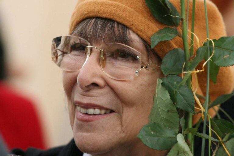 Hana Hegerová by oslavila 94. Vězení kvůli Gottovi, tragédie v rodině a dobrovolný odchod ze světa