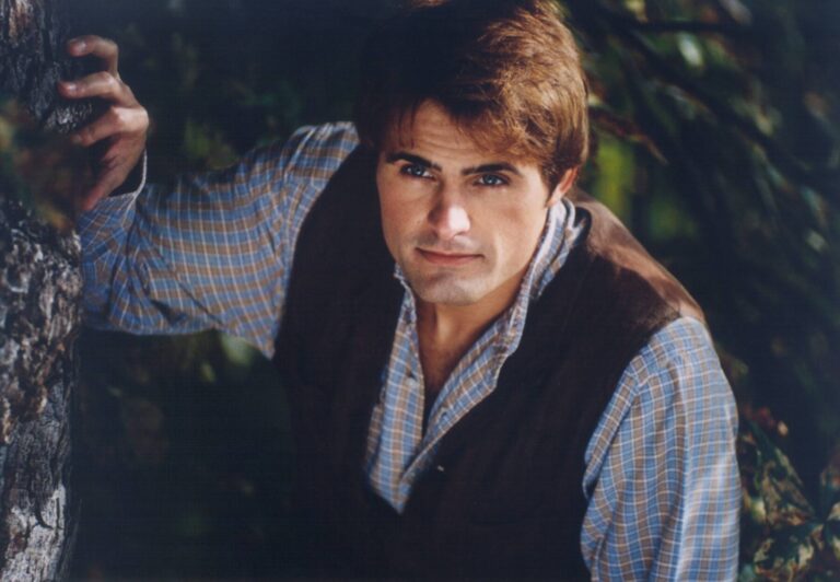 Pohádkový princ Miroslav Šimůnek utekl hrobníkovi z lopaty. Dnes má novou lásku a druhý život v Brně