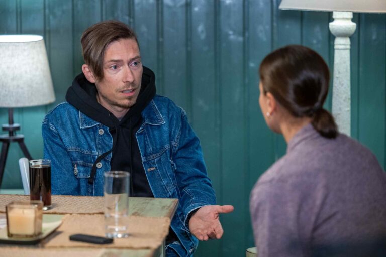 Svádění, které nevyšlo, a návrat, který bolí. V seriálu Ulice to vře