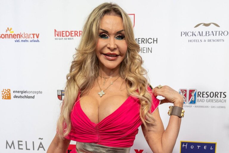 Dolly Buster se ukázala v Bratislavě. Influencer propálil její manýry a hvězda filmů pro dospělé ho prý chce žalovat