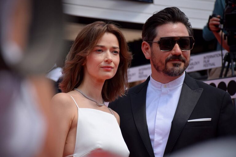 Marika Šoposká žije s dvojčetem ex Dykové a Kohoutové. Herečka slaví 36, vychovává dvě děti a má slavného bratra