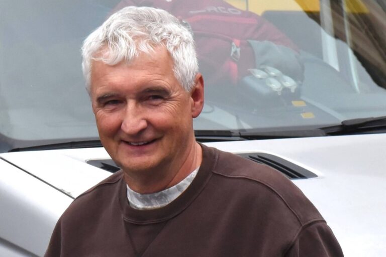 Michal Nesvadba slaví 68. Po konci v Kouzelné školce a fiasku v O2 areně se našel jako hvězda sociálních sítí