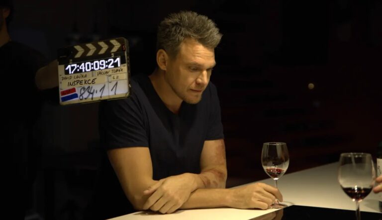 Vojtěch Dyk se představí jako vyšetřovatel GIBS. Prima natáčí nový krimiseriál Inspekce