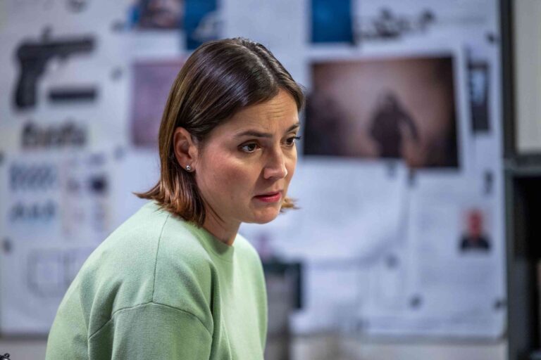 Úterní Ulice: Karla překvapí sebe i Máru, Martinu pozve Pecháček na rande a vyděšená Věrka