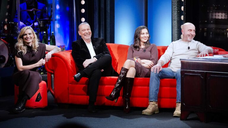 Show Jana Krause: Operní hlas, ze sportovkyně sochařkou, od molekulární biologie k herectví a šťabajzny z Bartolomějské