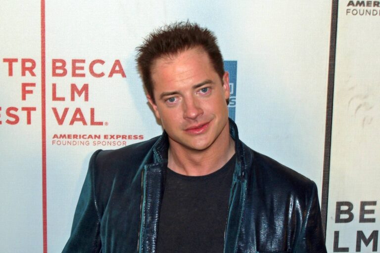 Brendan Fraser slaví 57. Z namakaného svalovce se stal unavený tlouštík, pak získal Oscara a chystá návrat Mumie