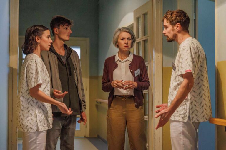 Bratři a sestry v příštím roce: Vztah ve třech nevydržel a na obzoru další sourozenec, který zná identitu biologického otce