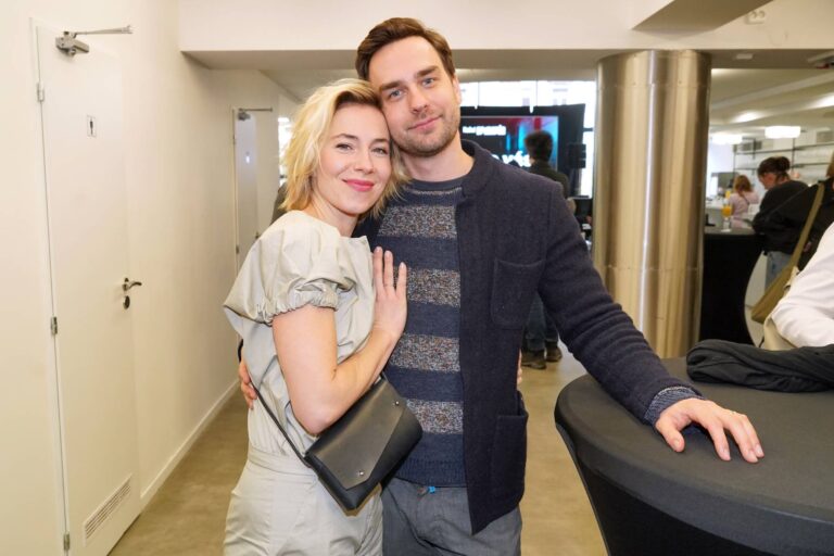 Ondřej Rychlý a jeho divoká domácnost s herečkou ze ZOO: Dvě děti, nahrávání ve skříni a hovory do 4 do rána