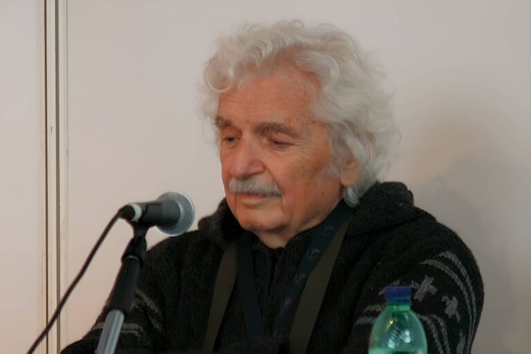 Ladislav Smoljak by oslavil 94 let. Milovník žen, který se třikrát oženil, začínal jako učitel