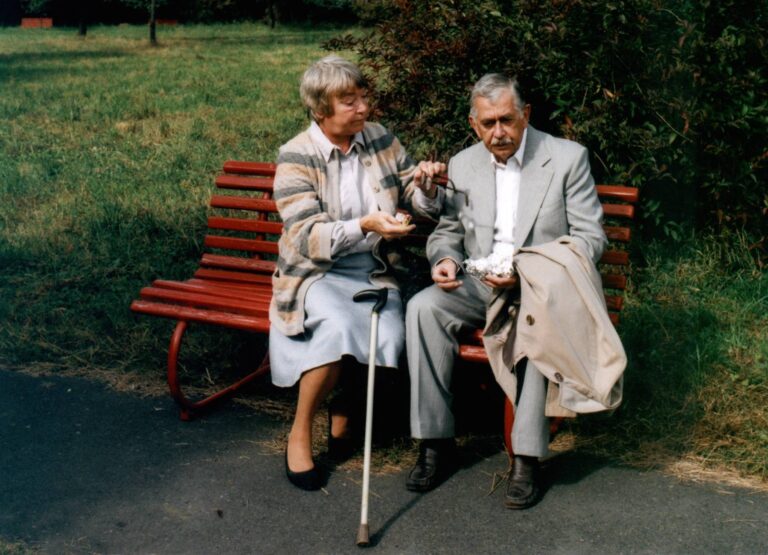 Jana Dítětová milovala ženaté i emigranty, ale umírala v bolestech a sama. Vinklář ji opustil i s dítětem