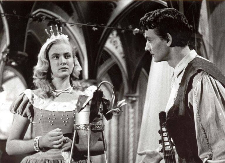 Pyšná princezna: Nevěra, která rozzuřila komunisty, a opilá Krasomila na kládě