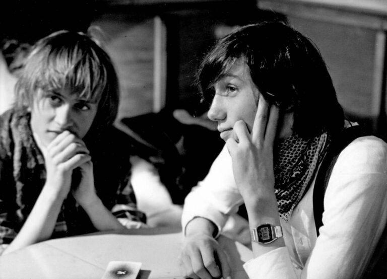 Sněženky a machři: Lži u konkurzu, strach o kostým z Tuzexu a noční razie na pokojích