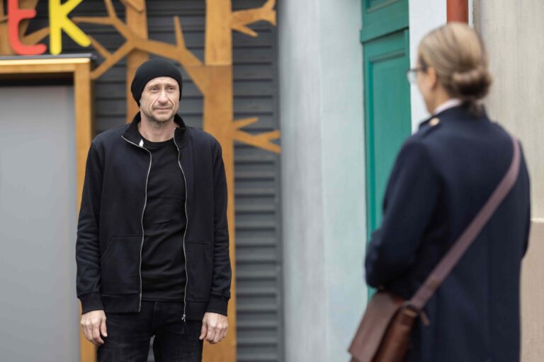 Ulice příští týden: Návrh na vztah ve třech, postava z minulosti vyděsí Soňu a Mastný ve spárech Pokladníka