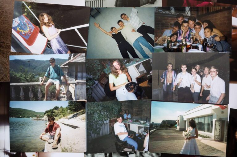 Ledvinka, šusťákovka a kožená saka. Vekslácká móda z devadesátek je k smíchu, přesto se vrací