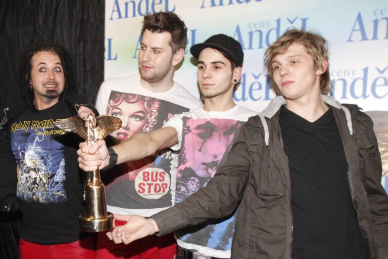 Vítek Starý z Mandrage slaví 37. Po amputaci a nové naději se po něm slehla zem