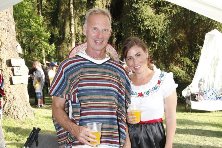 Dominik Hašek slaví 61 a chytil druhý dech. Důchod se nekoná, díky mladé partnerce zase přebaluje