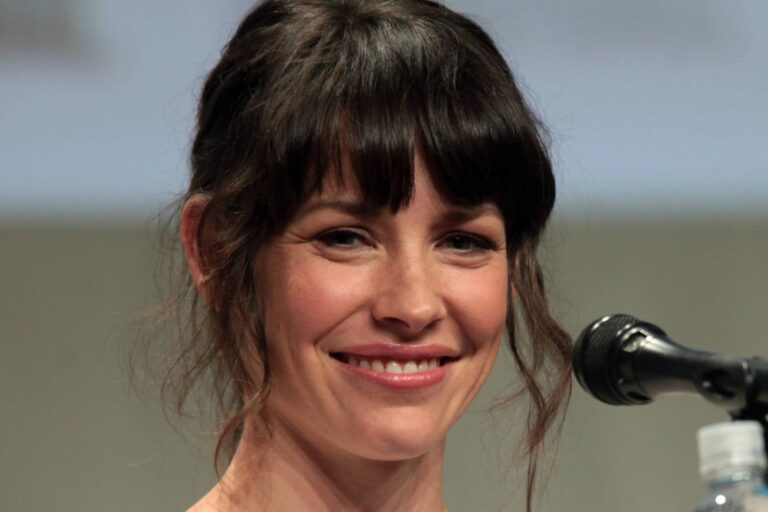 Evangeline Lilly ze Ztracených přiznala poškození mozku. Omdlela na pláži a udeřila se o balvan