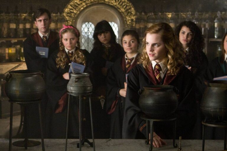 Levandule z Harryho Pottera jde na plastiku. Fanoušci jí zaplatí nová ňadra a vyberou i velikost