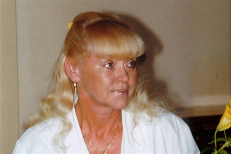 Česká Marlene Dietrich se upila strachem. Valérie Čižmárová by slavila 74, lékaře si k tělu ale nepustila