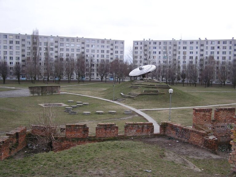 Majka z Gurunu dnes: Vandalové jí zničili vzpomínku na dětství. Ona mezitím v Bratislavě řídí tramvaj