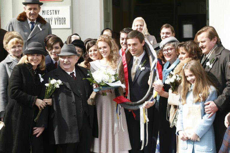 Návrat Dvořákových v ohrožení? Scénáře k Vyprávěj leží v šuplíku, čeká se na verdikt ředitele ČT