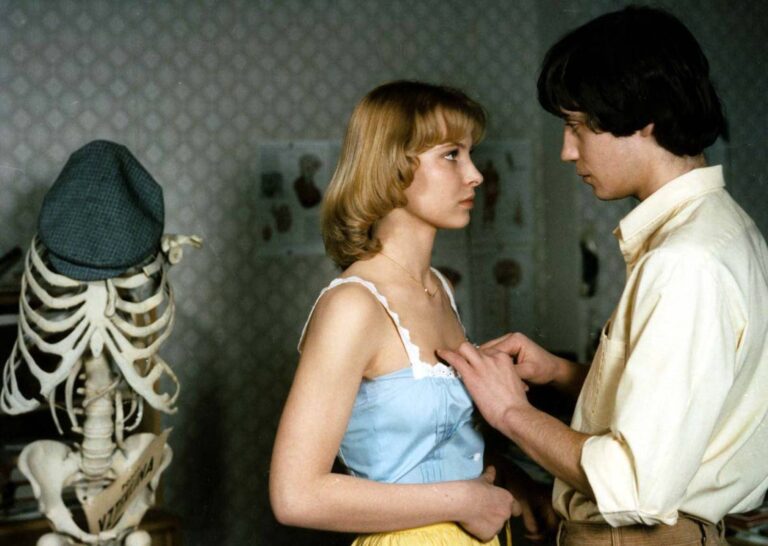 Jeskyňka z Básníků vyměnila slávu za miliony. Adriana Romanová dnes vládne úspěšnému impériu