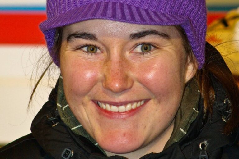 Šárka Strachová slaví 41. Despotický otec ji obral o miliony, přežila operaci mozku a lásku našla v trenérovi