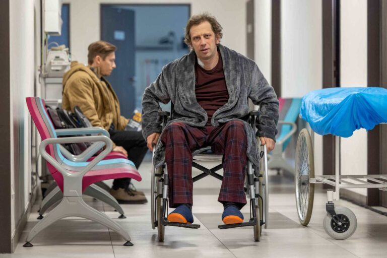 Ulice tento týden: Adriana pod dohledem Soni, konec vztahu kvůli lži, drsné podmínky v Zapakujto a rezignace