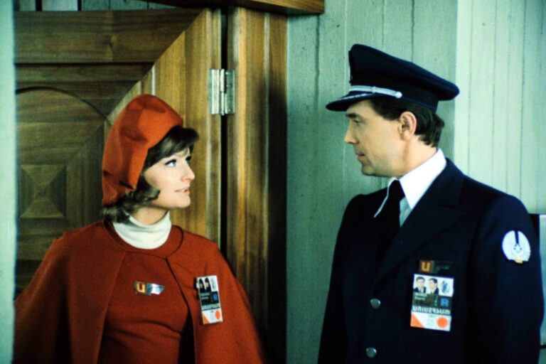 Slibnou televizní kariéru ukončila americká vlajka na čepici. Valerie Chmelová doplatila na udavače