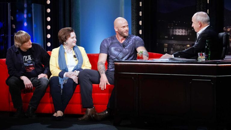 Show Jana Krause: Řešit se bude rozvod s Eiffelovou věží i trendy a dorazí komik, hraběnka a silový atlet