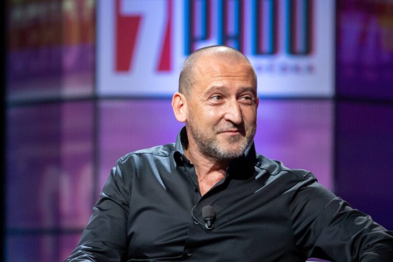 Přehlasovali mě a musel jsem to udělat. Martin Hofmann otevřeně o nepříjemné scéně s Prachařem