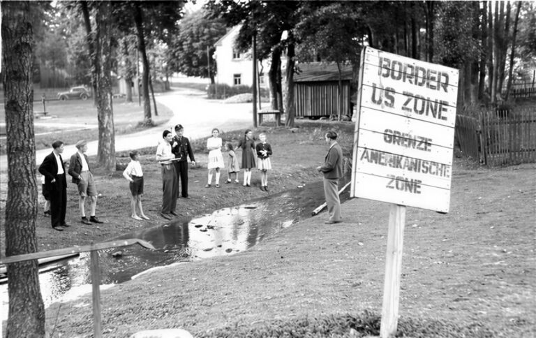 Agenti StB jako falešní Američané nalévali na Šumavě uprchlíkům whisky. Ti pak místo Západu končili ve vězení