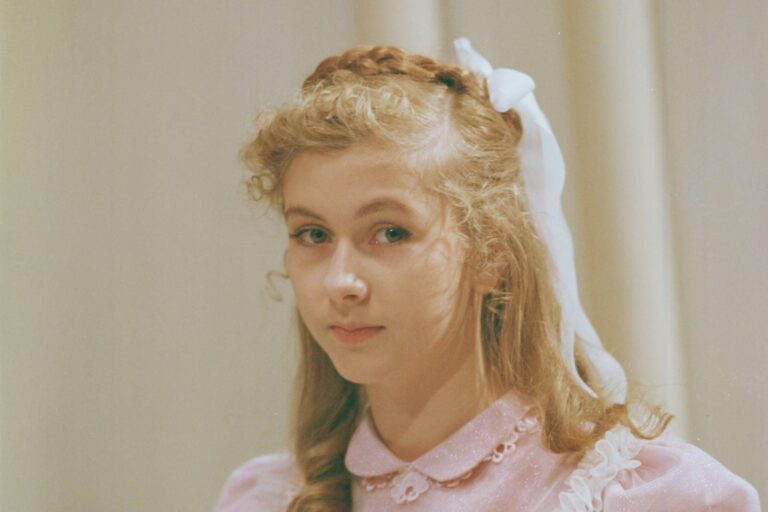 Princezny už by hrát nechtěla, s princi se trápila. Bývalá dětská hvězda Magdalena Bičíková dnes radí manažerům