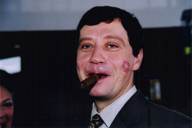 Život herce Pavla Kříže poznamenaly obrovské ztráty. Dnes tvoří stabilní a spokojený pár s manželkou Jolanou