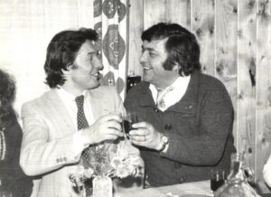 Karel Gott a Jaromír Kaňák, FOTO: Aeikon, CC BY-SA 4.0, via Wikimedia Commons