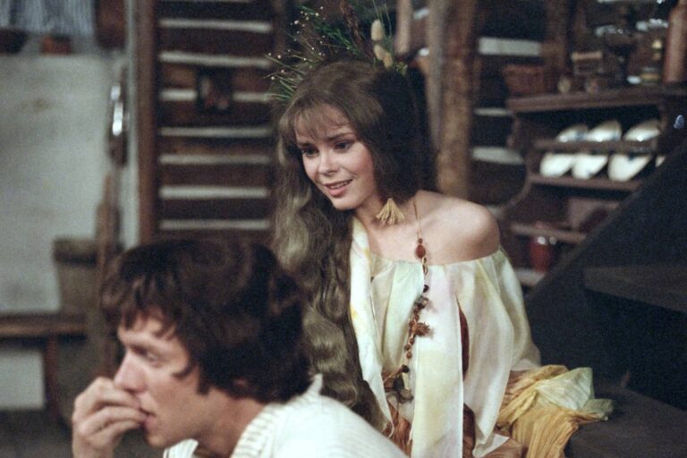 Hana Ševčíková se z princezen proměnila v intrikánku z Ulice. Její osudový muž ji dlouho nechával v nejistotě