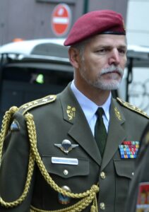 Petr Pavel (2012). FOTO: David Sedlecký, CC BY-SA 3.0, via Wikimedia Commons