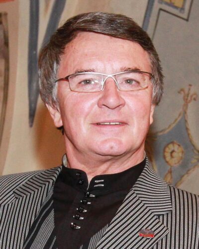 Vlastimil Harapes
