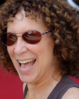 Rhea Perlman
